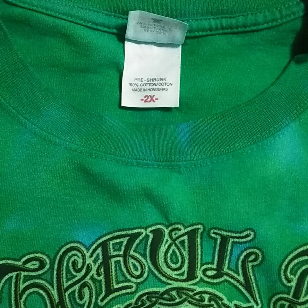 Long sleeve tee shirt